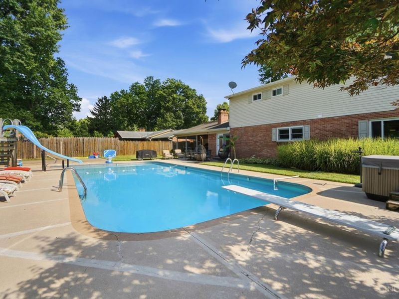 680 Silverhedge Drive, Springfield Twp., OH 45231 Photo 71