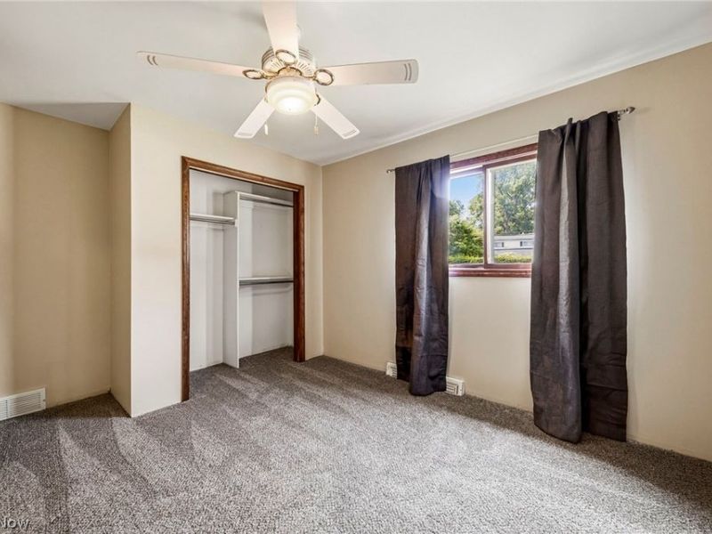 1077 Brainard Road, Highland Heights, OH 44143 Photo 15
