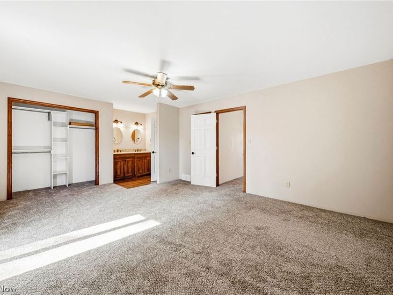 1077 Brainard Road, Highland Heights, OH 44143 Photo 21