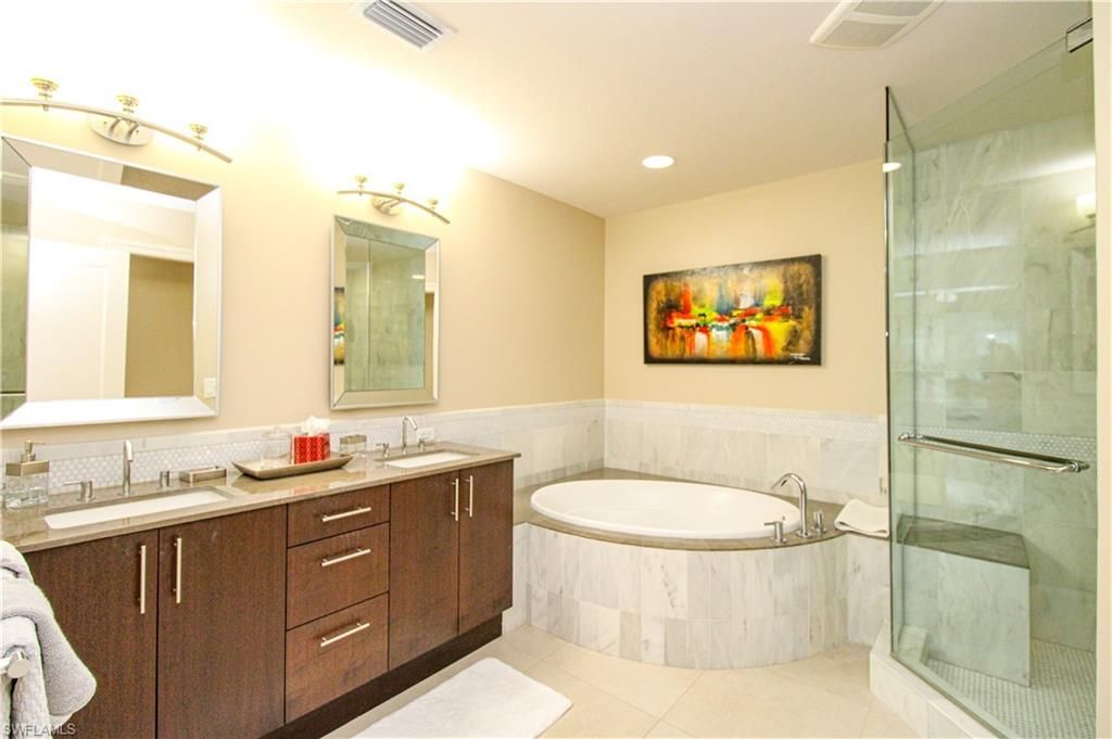 9123 Strada Pl, Unit 7410, Naples, FL 34108 Photo