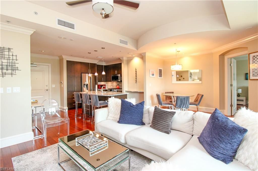 9123 Strada Pl, Unit 7410, Naples, FL 34108 Photo