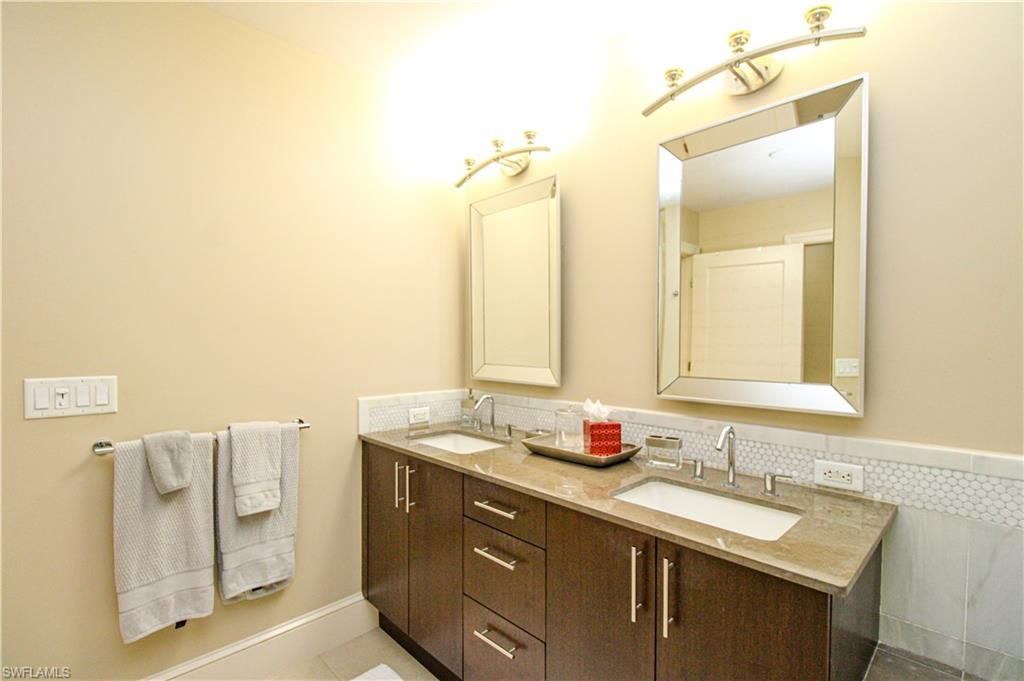 9123 Strada Pl, Unit 7410, Naples, FL 34108 Photo
