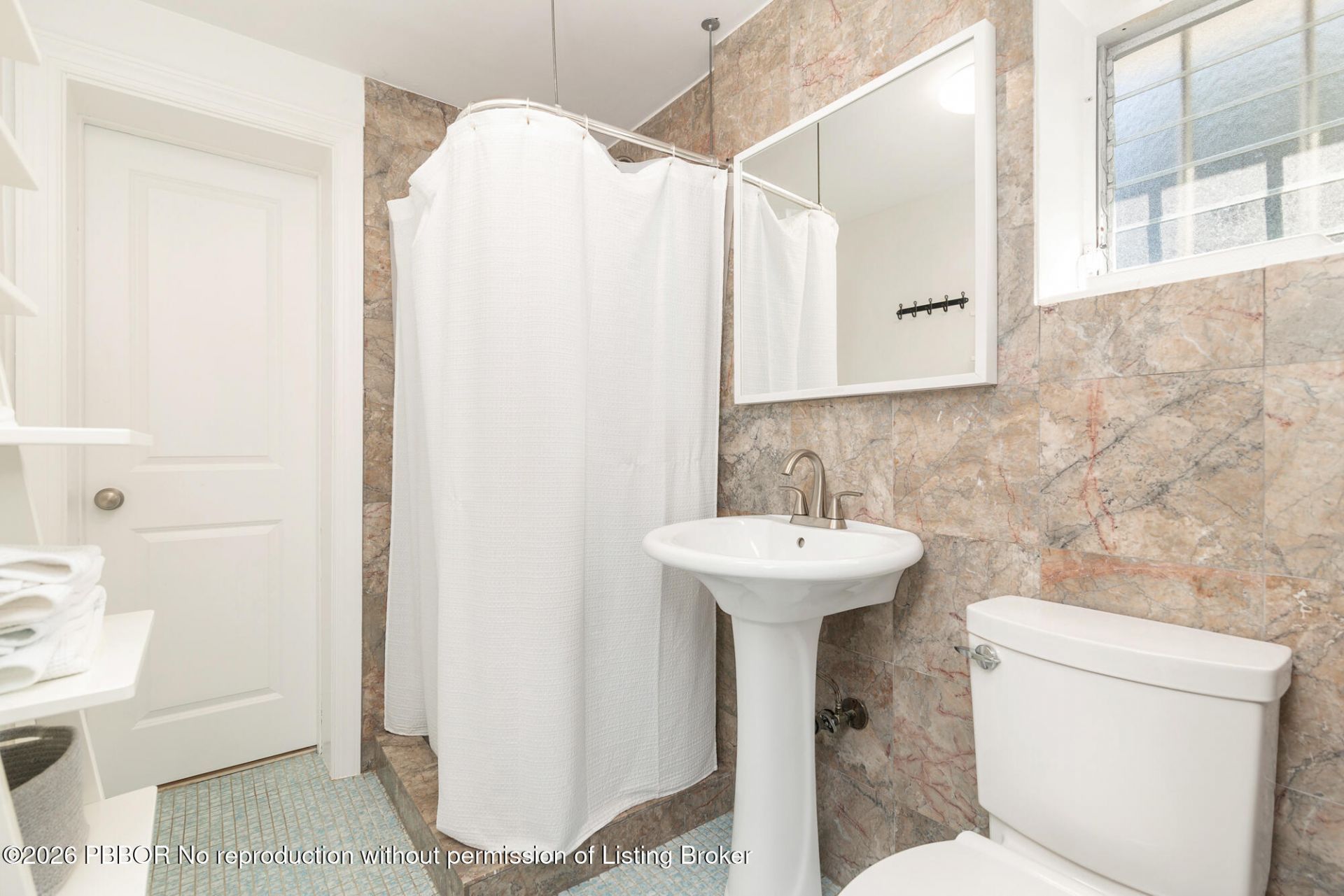 438 38th Street, West Palm Beach, FL 33407 Photo