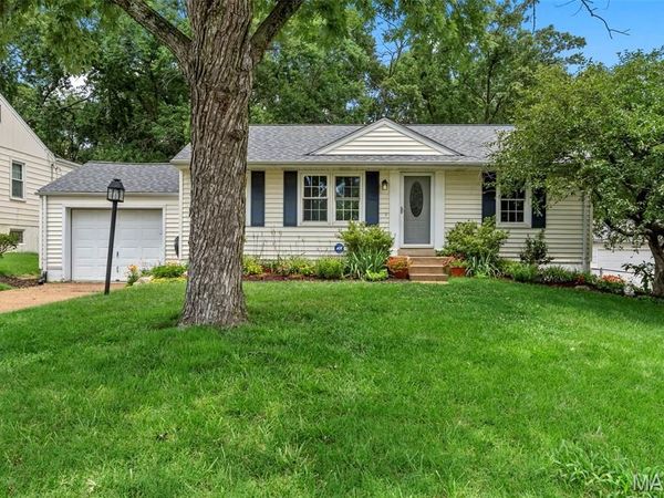10831 Lawnbrook Drive, Unincorporated, MO 63123