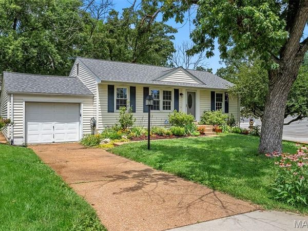 10831 Lawnbrook Drive, Unincorporated, MO 63123