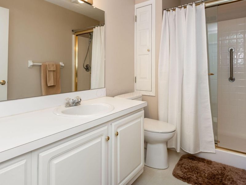 5935 N High Street, Unit 305, Worthington, OH 43085 Photo 16