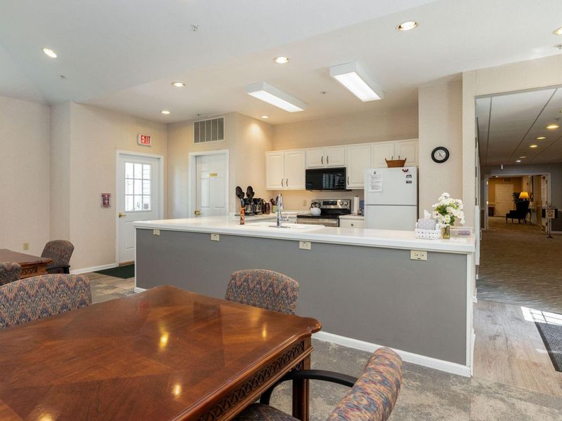 5935 N High Street, Unit 305, Worthington, OH 43085 Photo 34