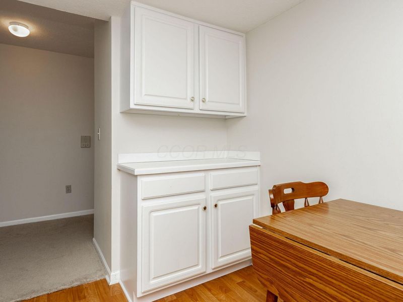 5935 N High Street, Unit 305, Worthington, OH 43085 Photo 8