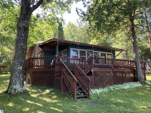 3945 Martin Road, Lupton, MI 48635