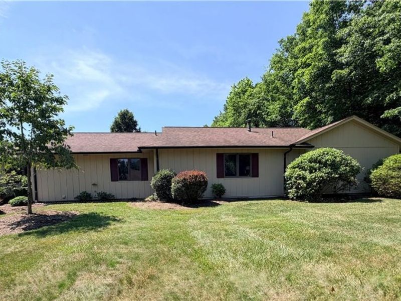 11106 Blodgett Creek Trail, Strongsville, OH 44149 Photo 5