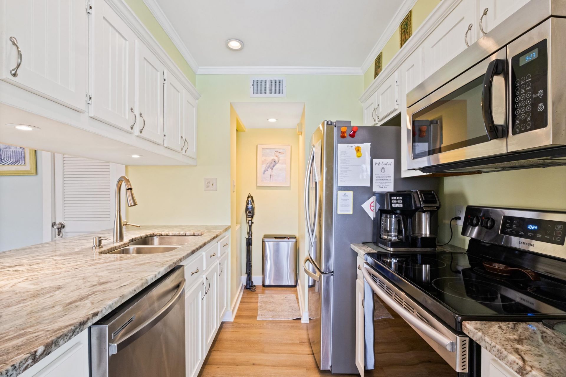 9661 Shore Dr. Photo 14