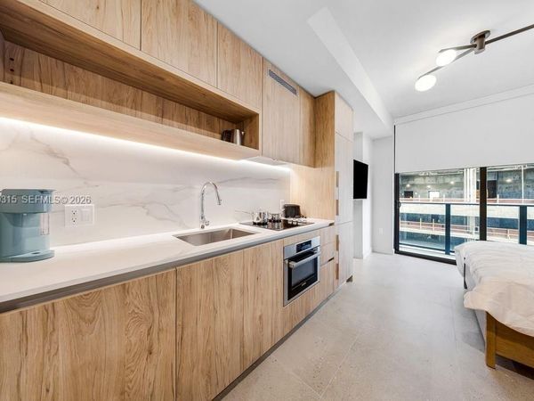 11 NE 6th St , Unit 1106, Miami, FL 33132