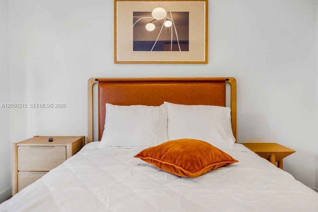 11 NE 6th St , Unit 1106, Miami, FL 33132 Photo
