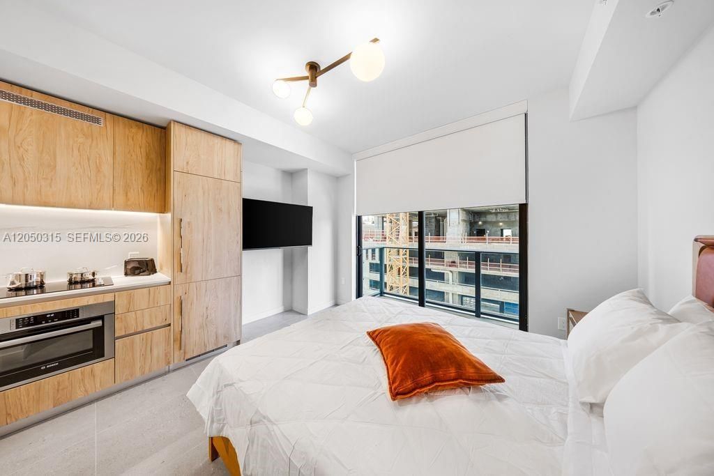 11 NE 6th St , Unit 1106, Miami, FL 33132 Photo