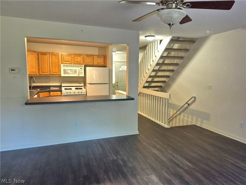 1209 Summerfield Lane NE, Warren, OH 44483 Photo 11