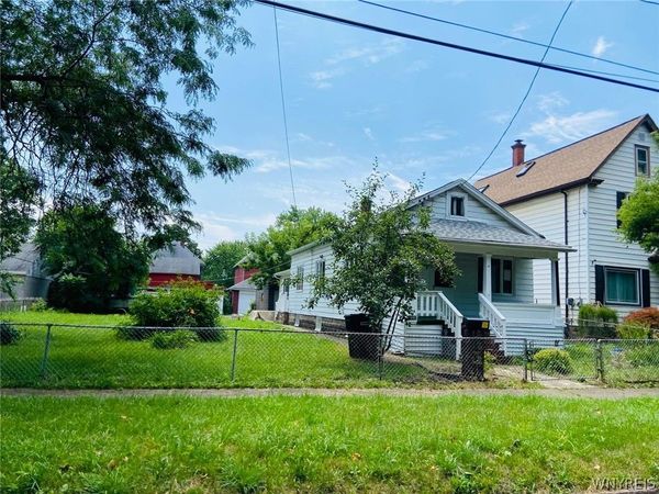 1637 Falls Street , Niagara Falls, NY 14303