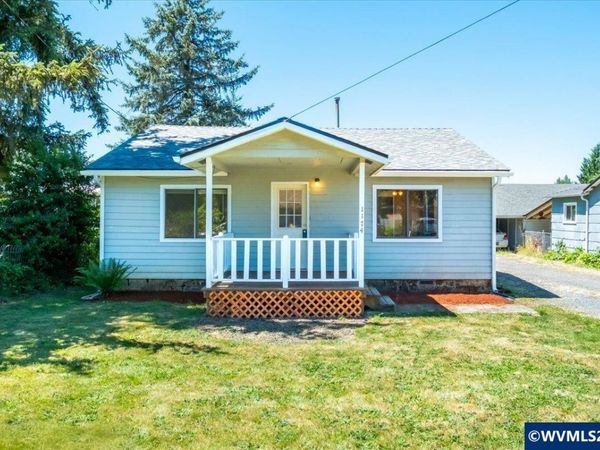 1174 43rd Av, Sweet Home, OR 97386