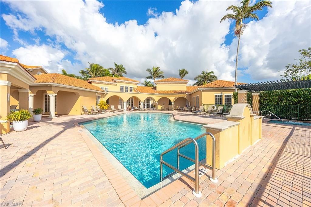 8635 River Homes Ln, Unit 2205, Bonita Springs, FL 34135 Photo