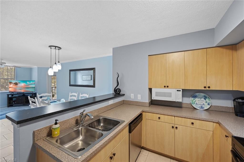 8635 River Homes Ln, Unit 2205, Bonita Springs, FL 34135 Photo