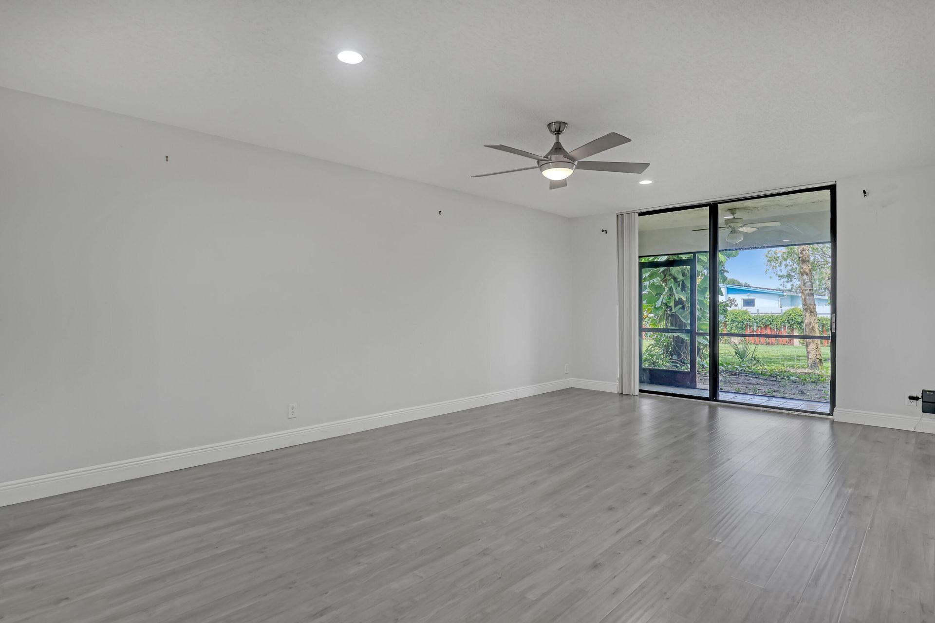 4575 Lucerne Lakes Boulevard, Unit 103, Lake Worth, FL 33467 Photo