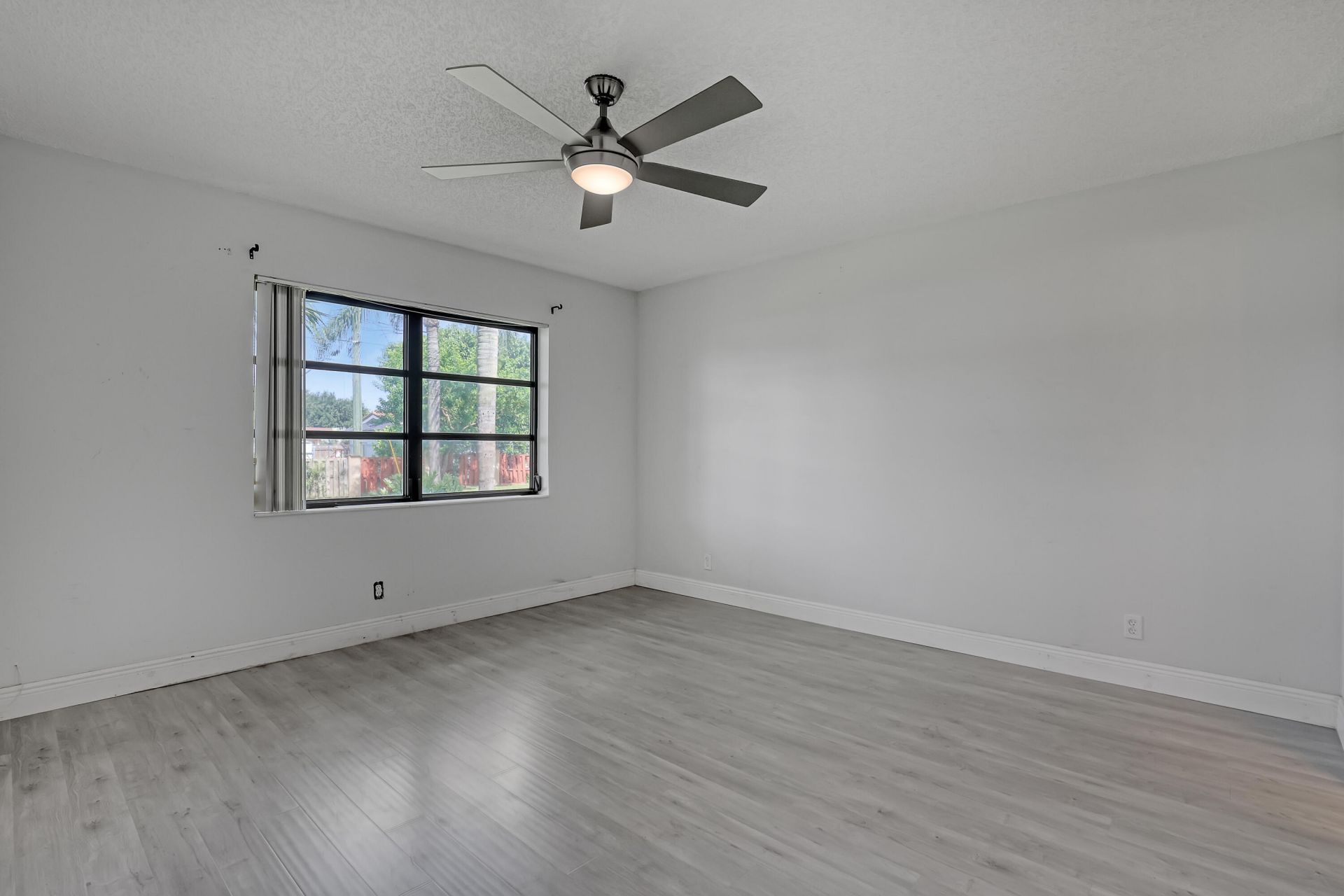 4575 Lucerne Lakes Boulevard, Unit 103, Lake Worth, FL 33467 Photo