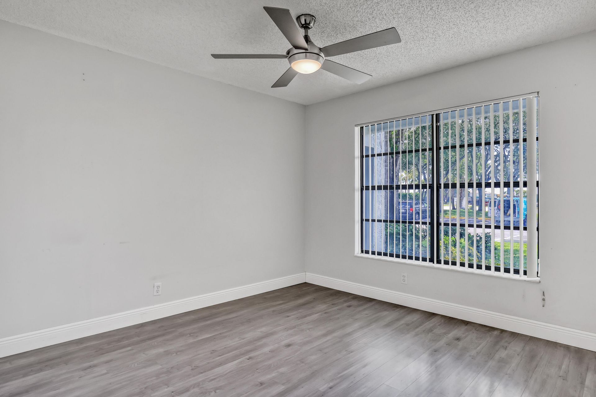 4575 Lucerne Lakes Boulevard, Unit 103, Lake Worth, FL 33467 Photo