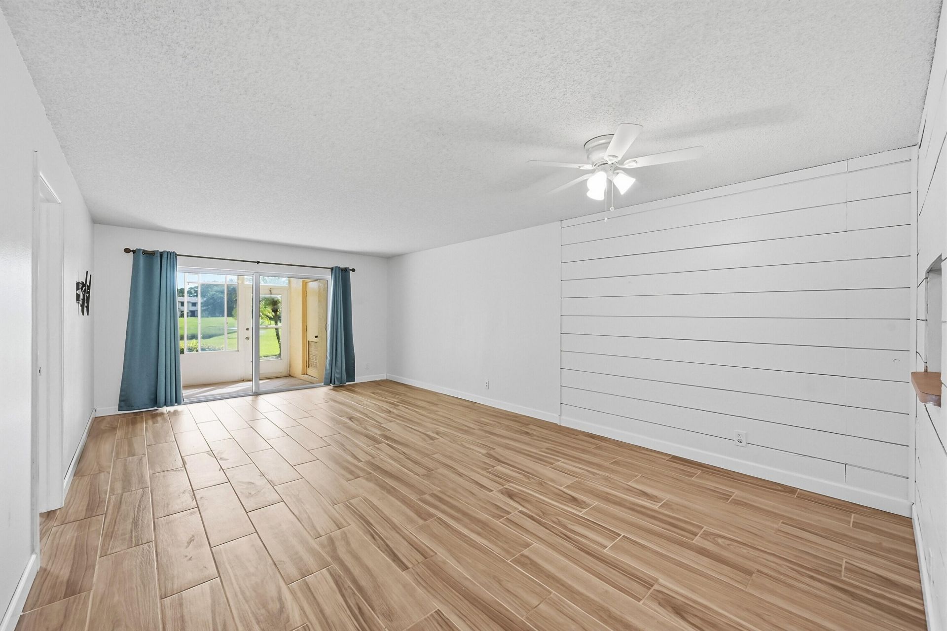 2805 Casita Way, Unit 112, Delray Beach, FL 33445 Photo