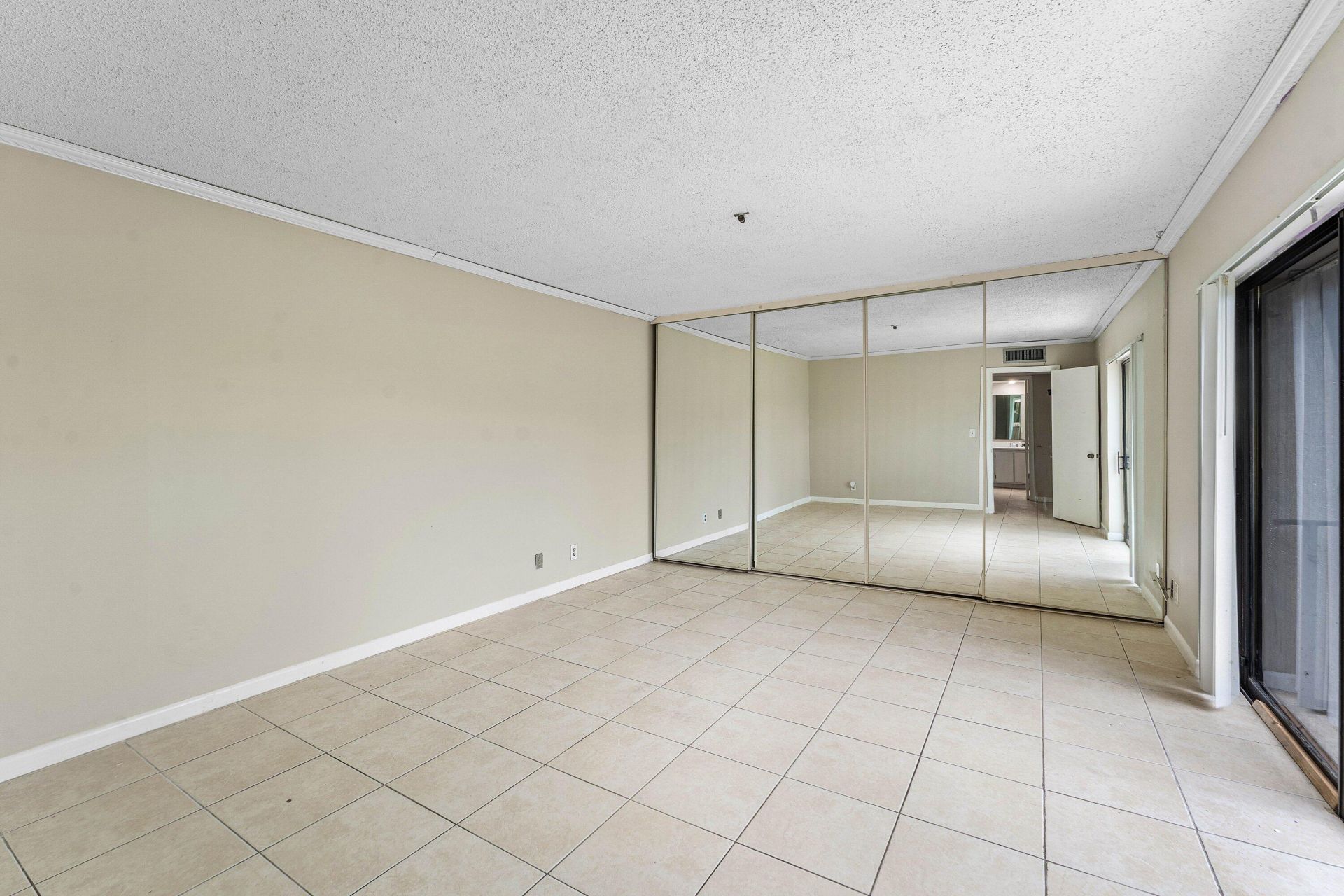 1534 Forest Lakes Circle, Unit D, West Palm Beach, FL 33406 Photo