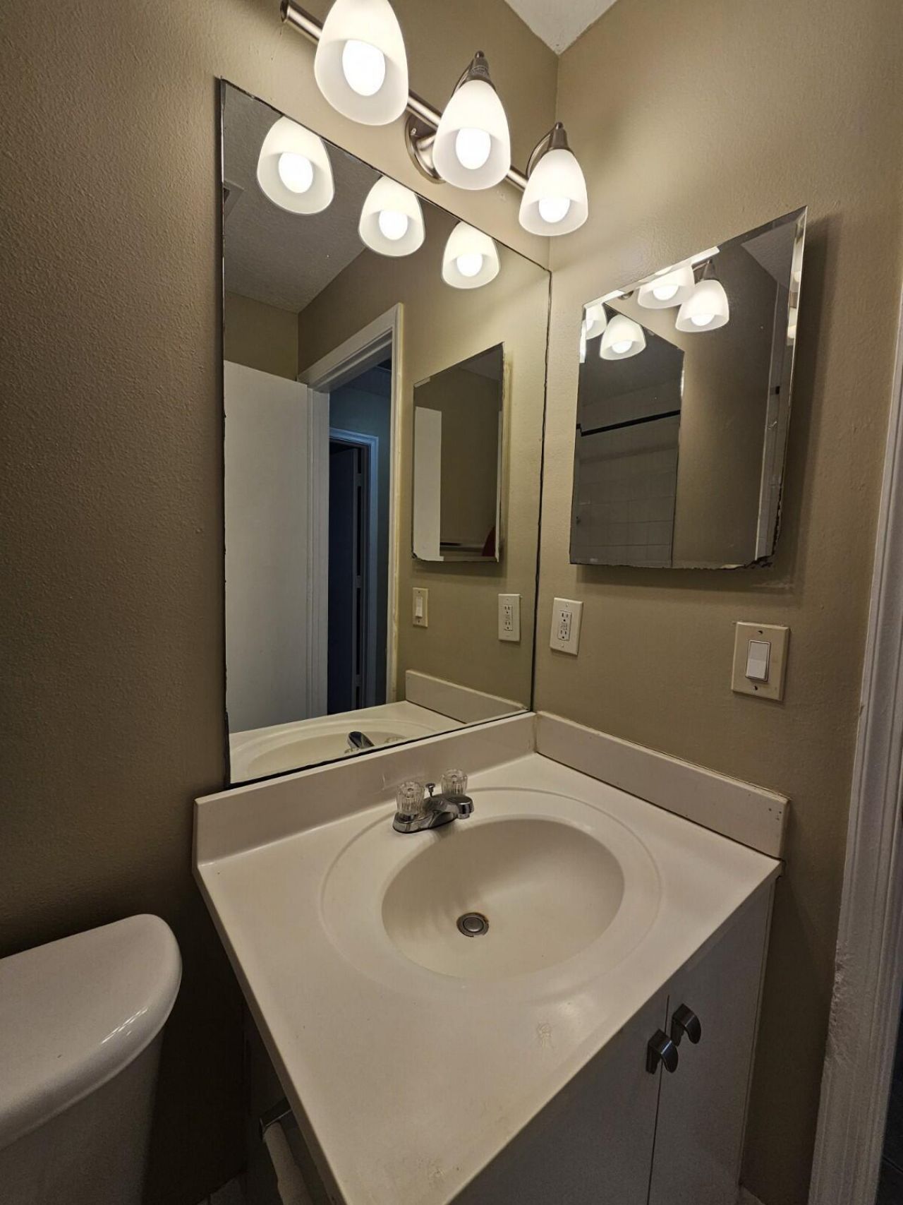 3490 Briar Bay Boulevard, Unit 206, West Palm Beach, FL 33411 Photo