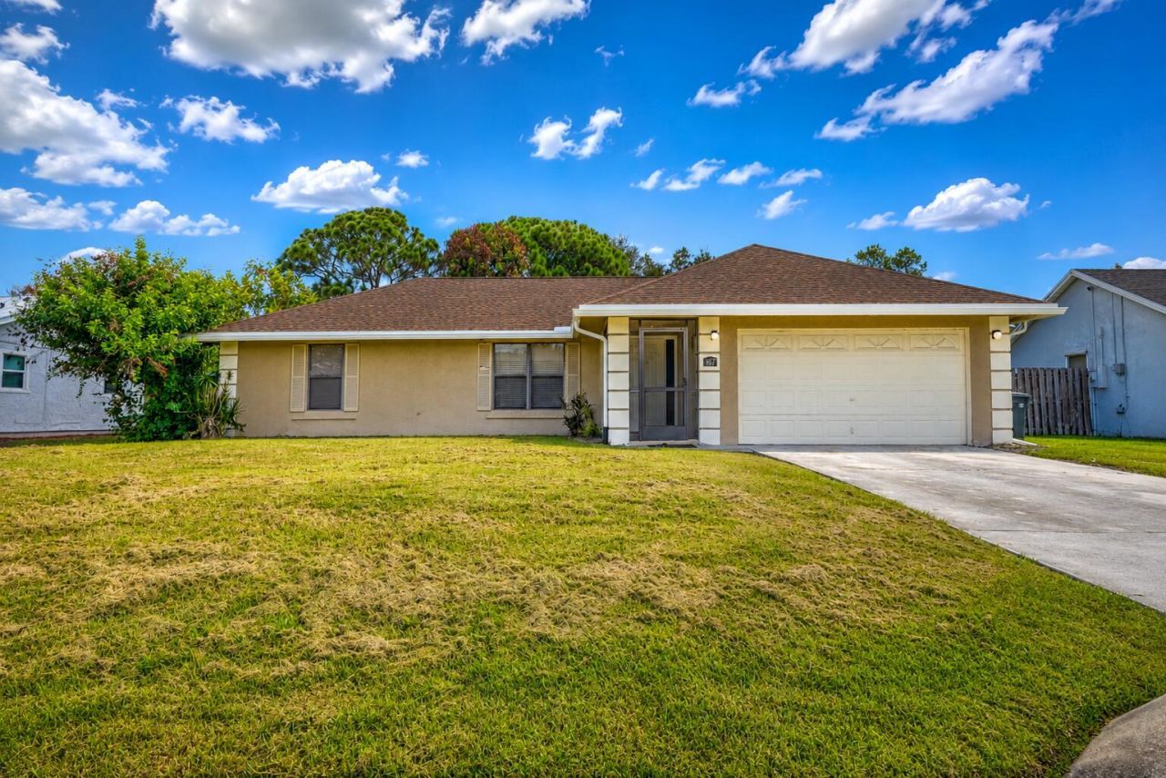 867 SE Starflower Avenue, Port Saint Lucie, FL 34983 Main Photo