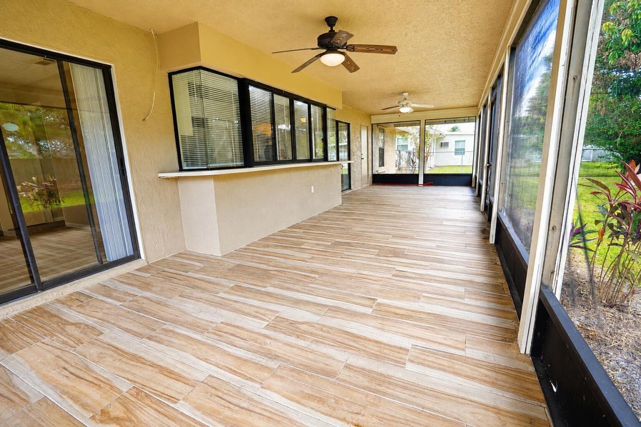 867 SE Starflower Avenue, Port Saint Lucie, FL 34983 Photo