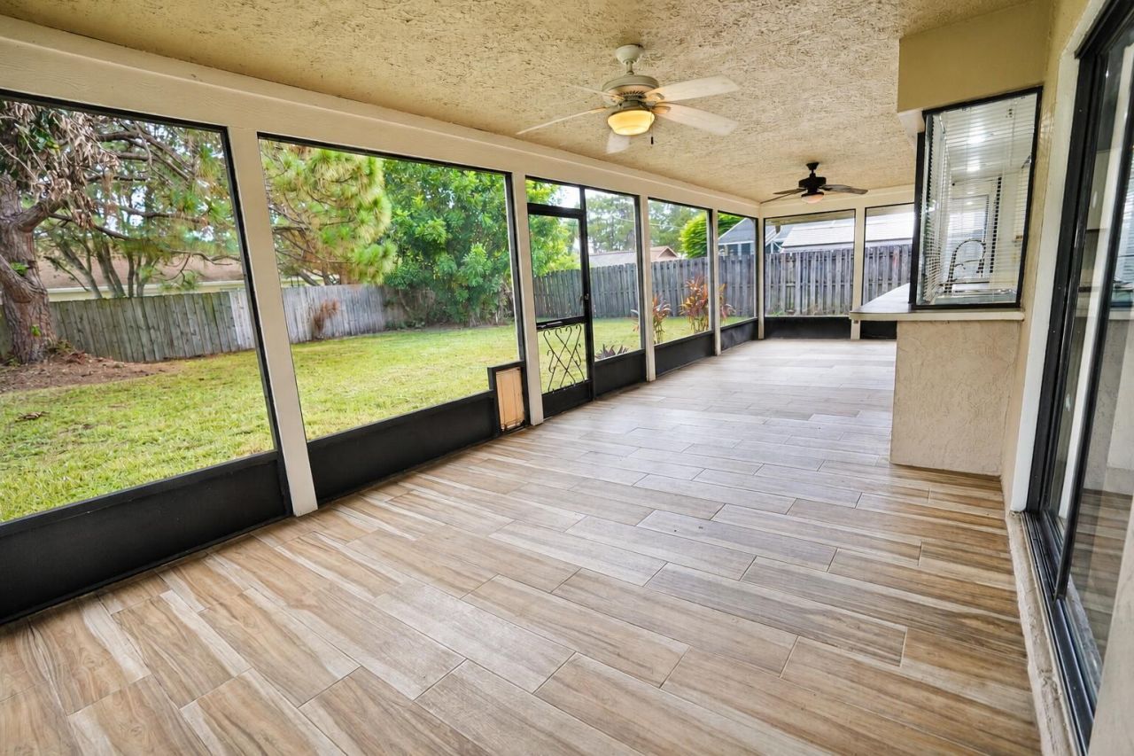867 SE Starflower Avenue, Port Saint Lucie, FL 34983 Photo