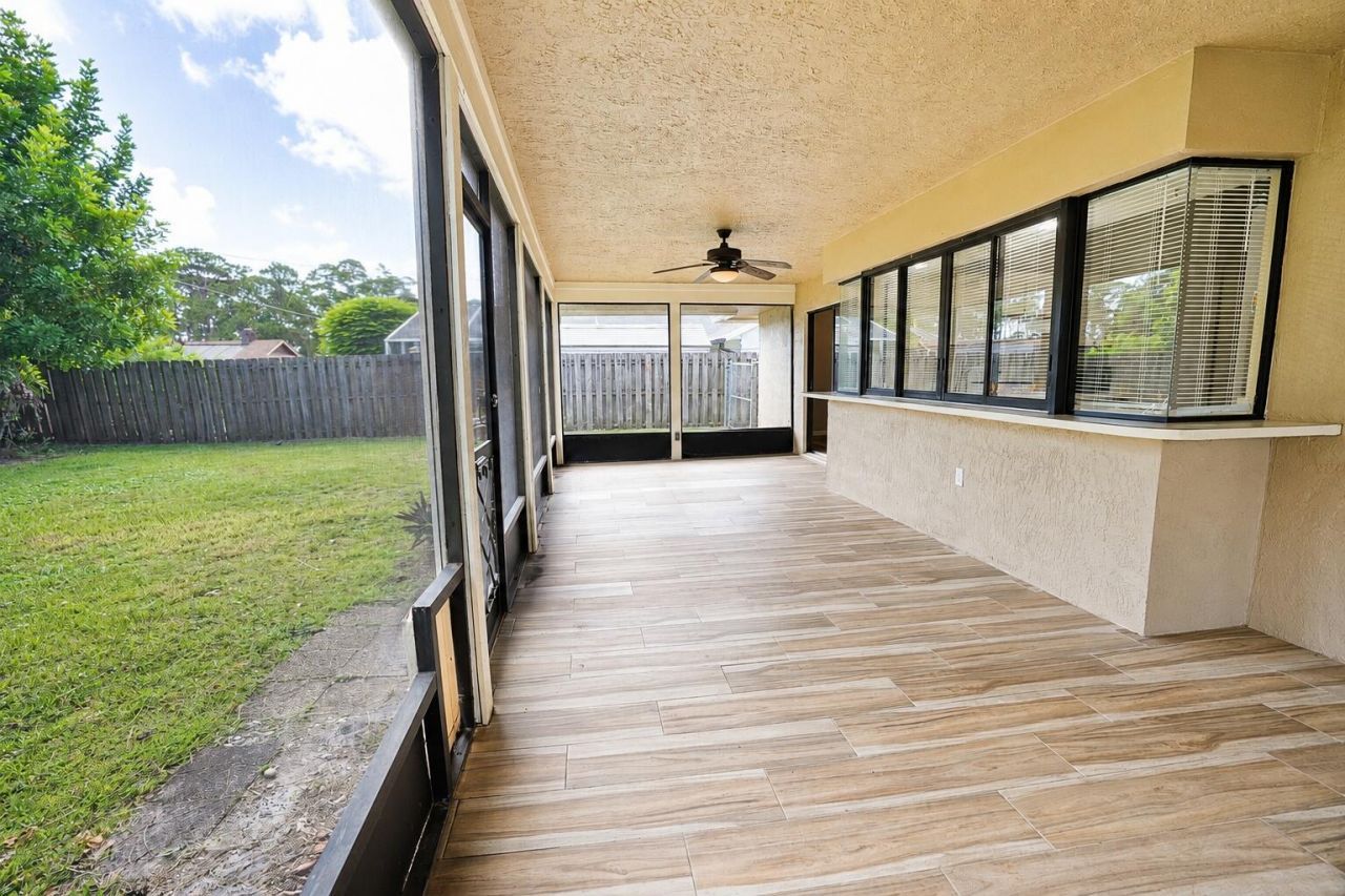 867 SE Starflower Avenue, Port Saint Lucie, FL 34983 Photo