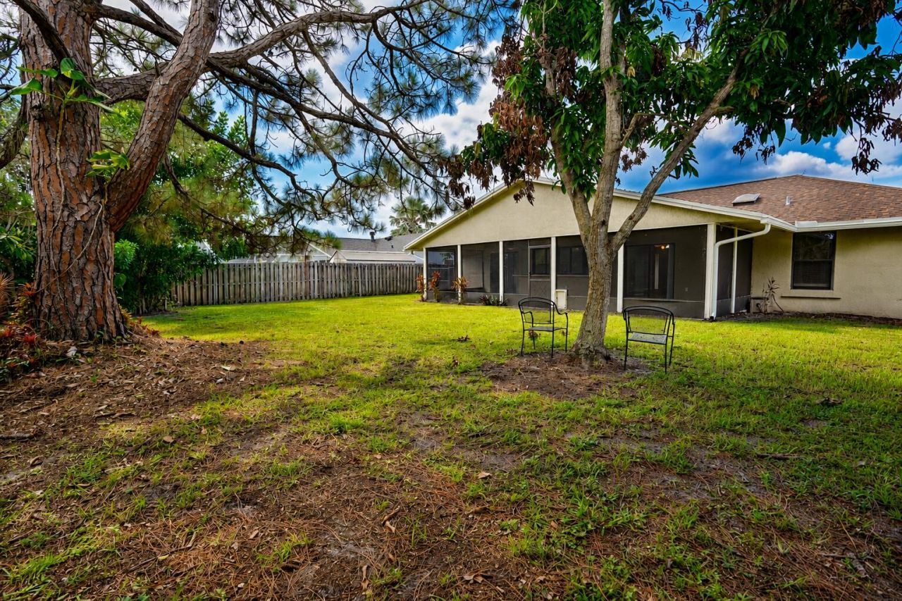 867 SE Starflower Avenue, Port Saint Lucie, FL 34983 Photo