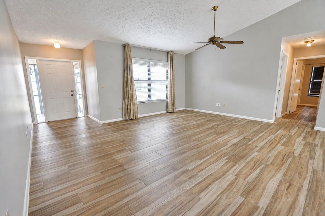 867 SE Starflower Avenue, Port Saint Lucie, FL 34983 Photo