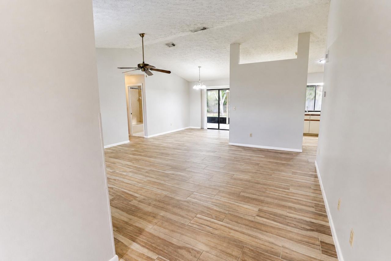 867 SE Starflower Avenue, Port Saint Lucie, FL 34983 Photo