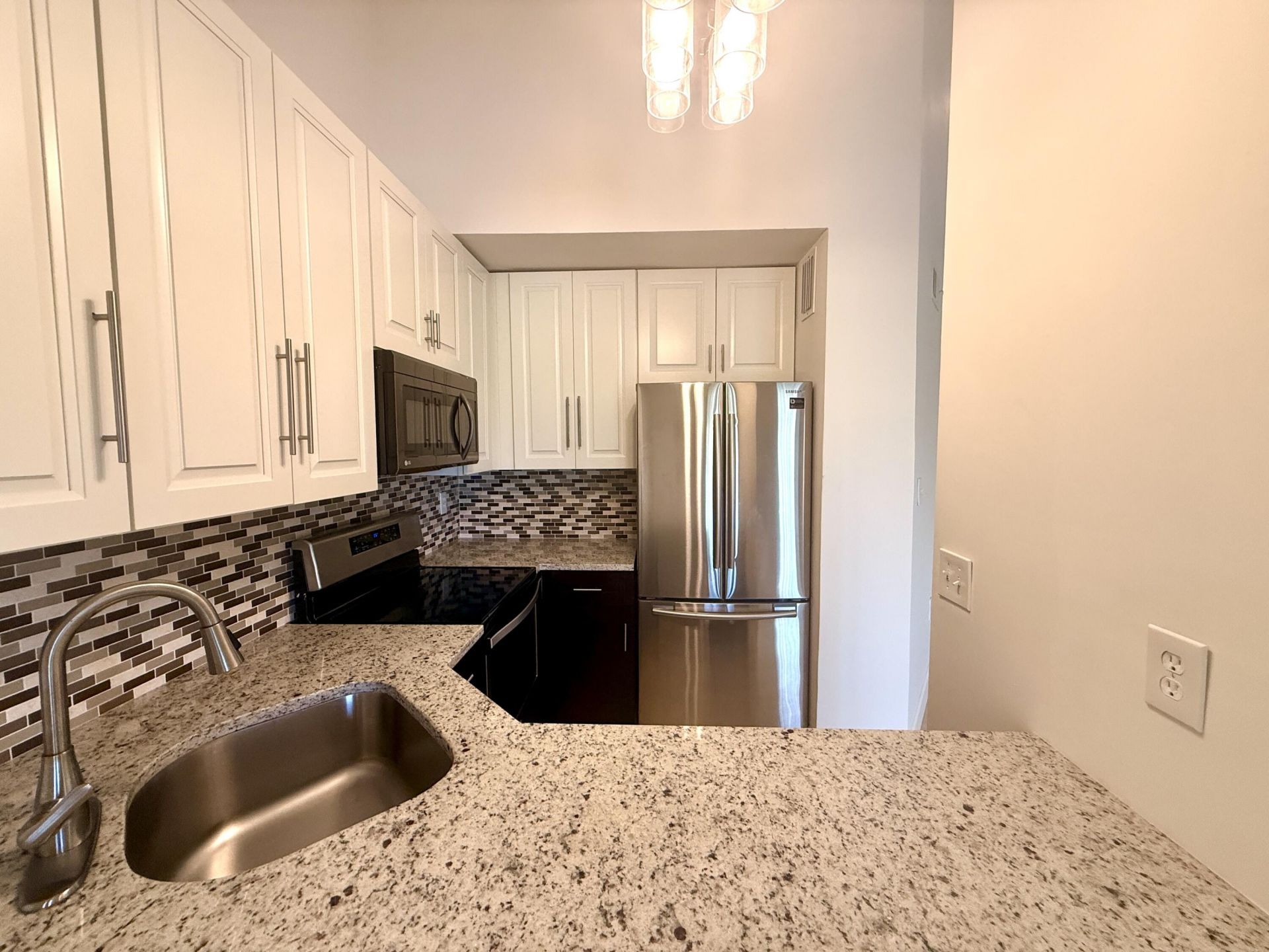 7206 Glenmoor Drive, West Palm Beach, FL 33409 Photo