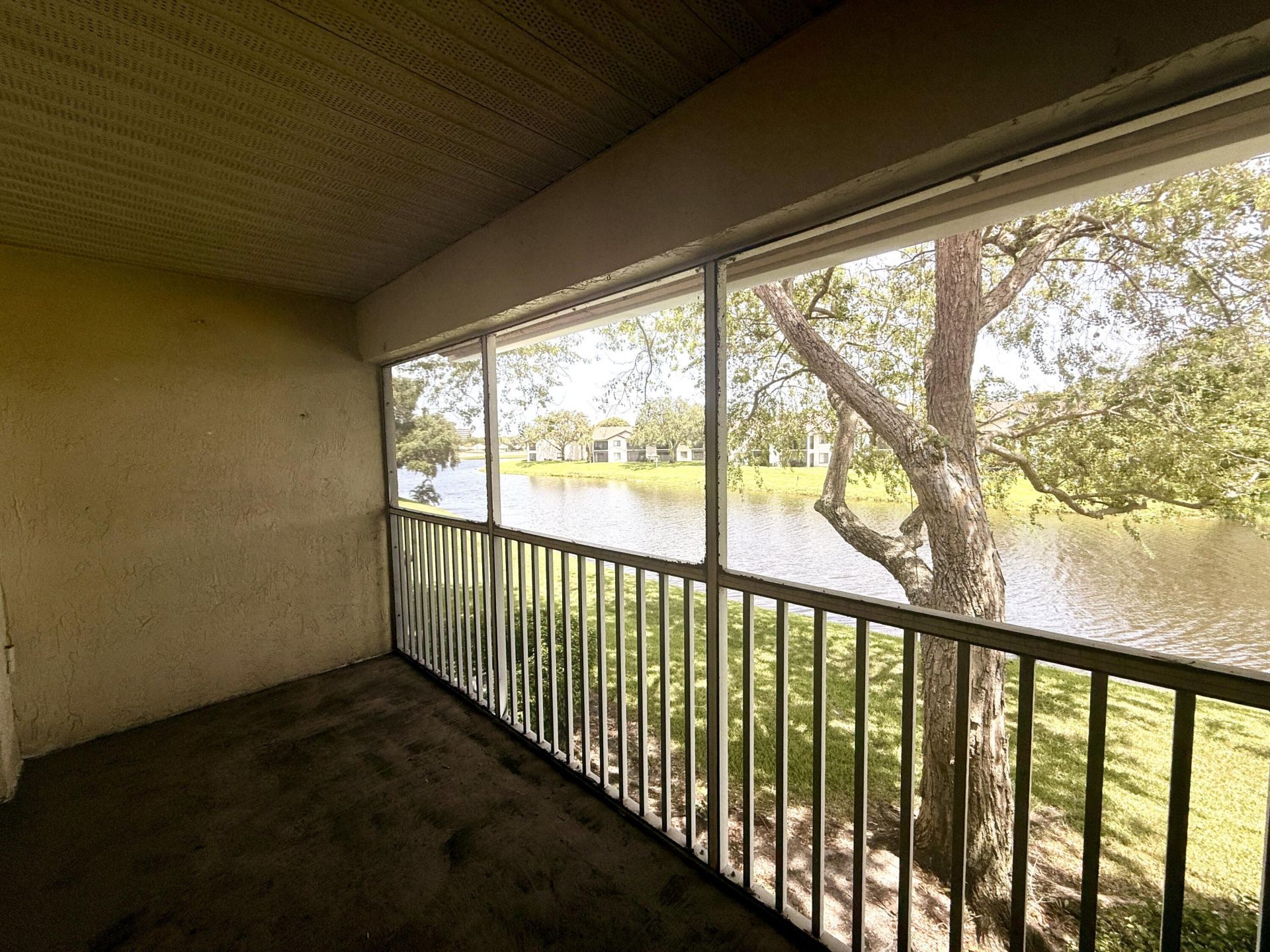 7206 Glenmoor Drive, West Palm Beach, FL 33409 Photo