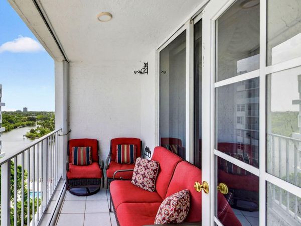1160 N Federal Highway, Unit 1017, Fort Lauderdale, FL 33304