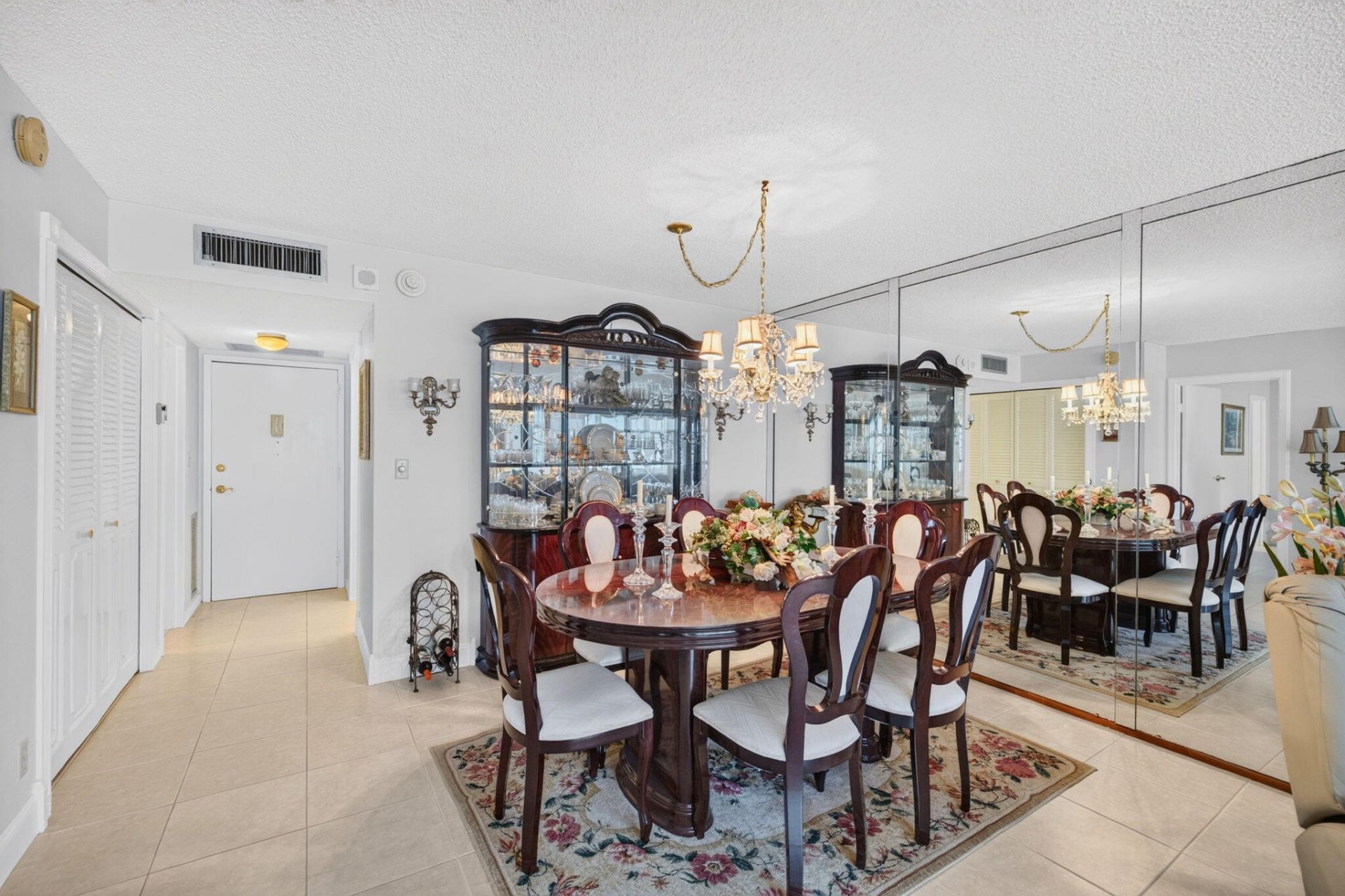 1160 N Federal Highway, Unit 1017, Fort Lauderdale, FL 33304 Photo