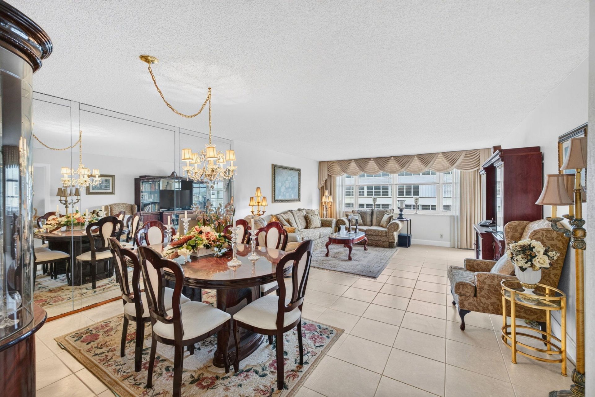 1160 N Federal Highway, Unit 1017, Fort Lauderdale, FL 33304 Photo