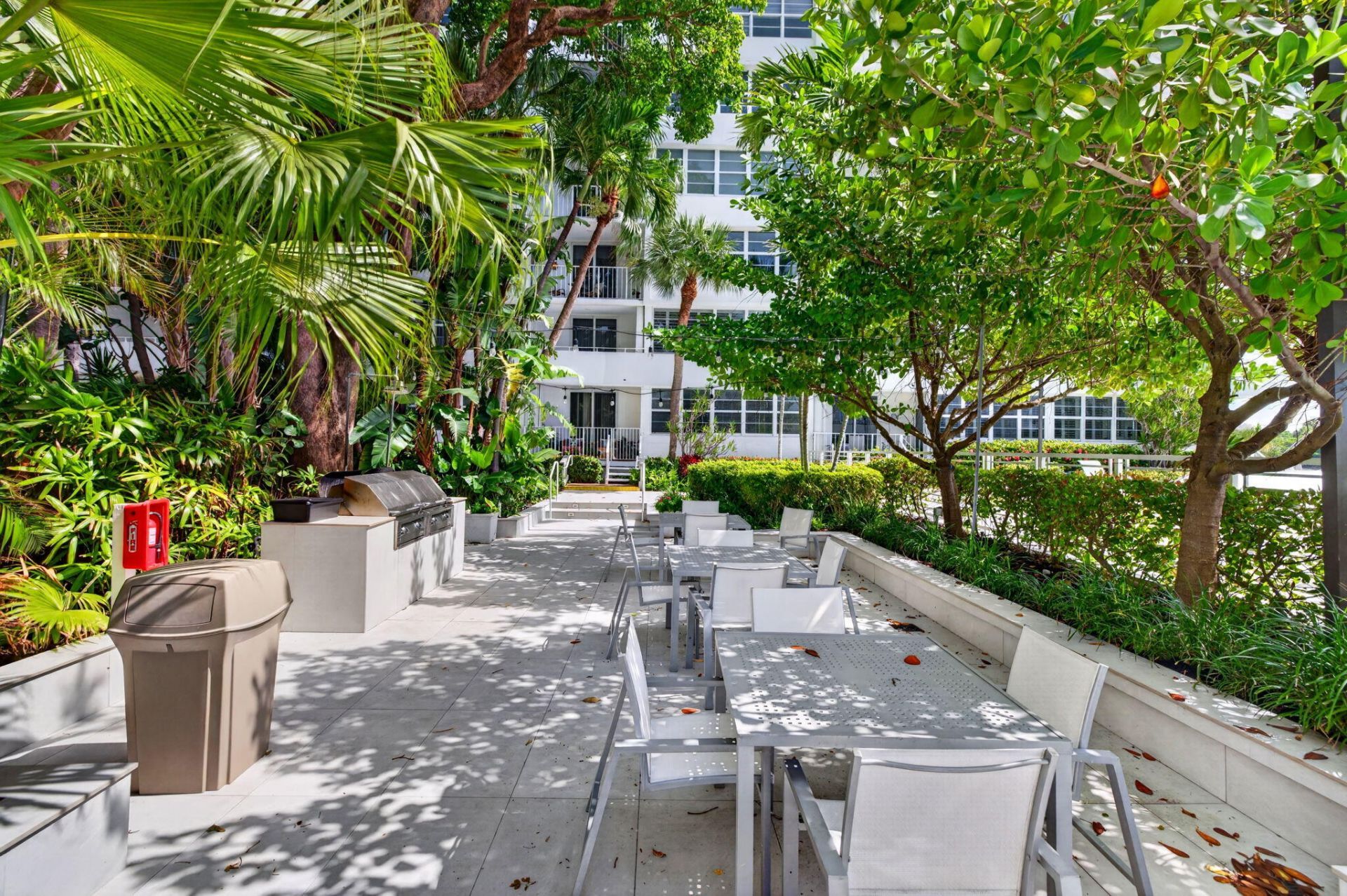1160 N Federal Highway, Unit 1017, Fort Lauderdale, FL 33304 Photo