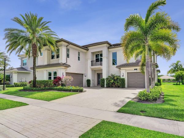 19889 Old Bridgewood Trail, Boca Raton, FL 33498