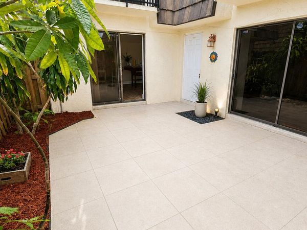 1534 FOREST LAKES Circle, Unit D, West Palm Beach, FL 33406