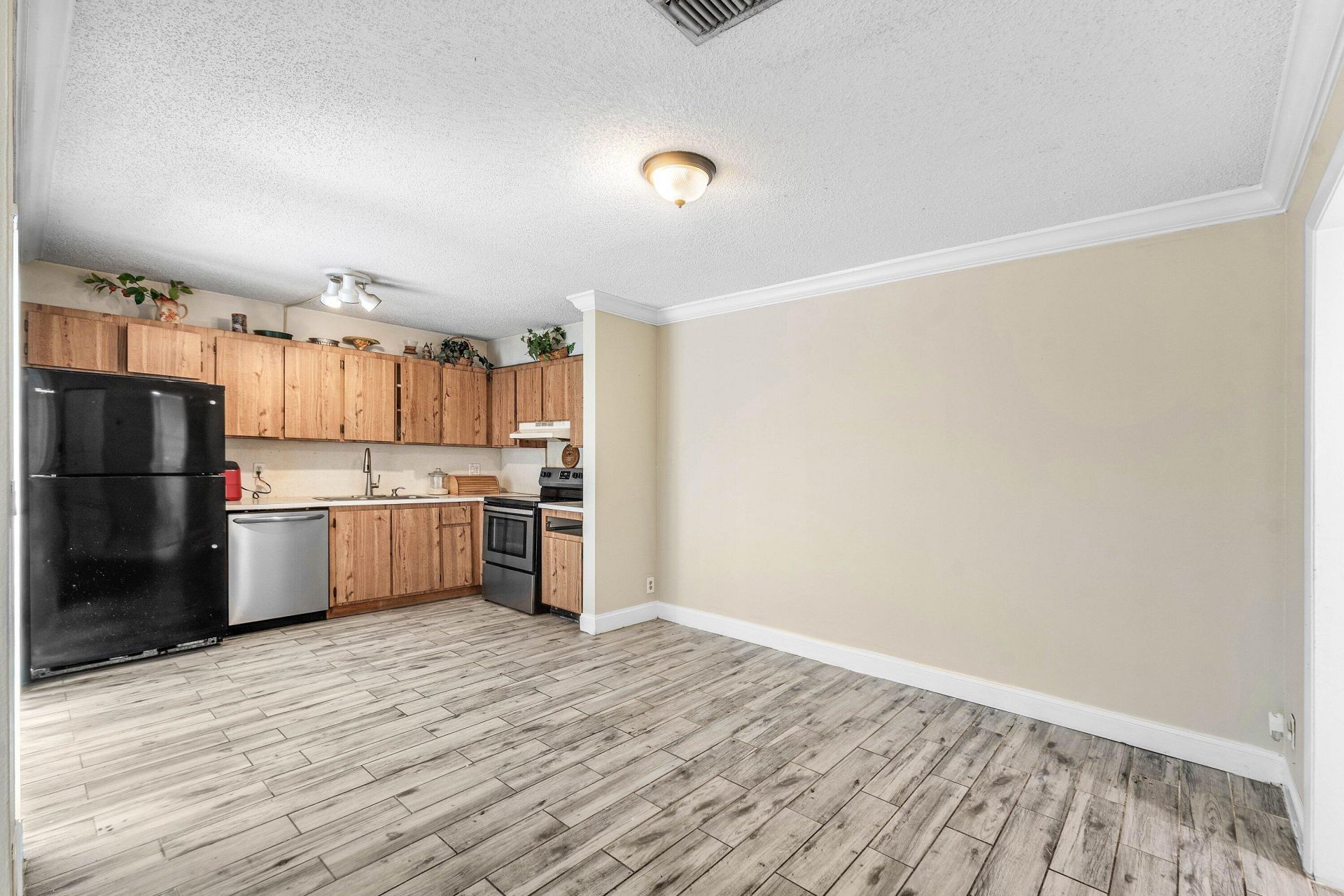 1534 Forest Lakes Circle, Unit D, West Palm Beach, FL 33406 Photo