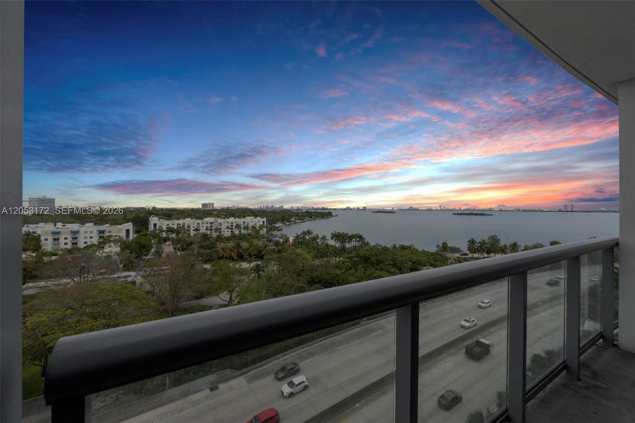 601 NE 36th St, Unit 904, Miami, FL 33137 Photo