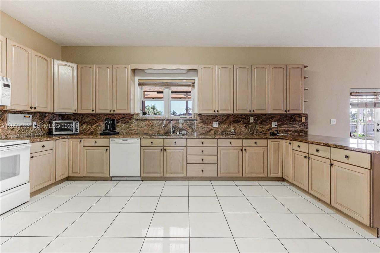 16520 SW 272nd St, Homestead, FL 33031 Photo
