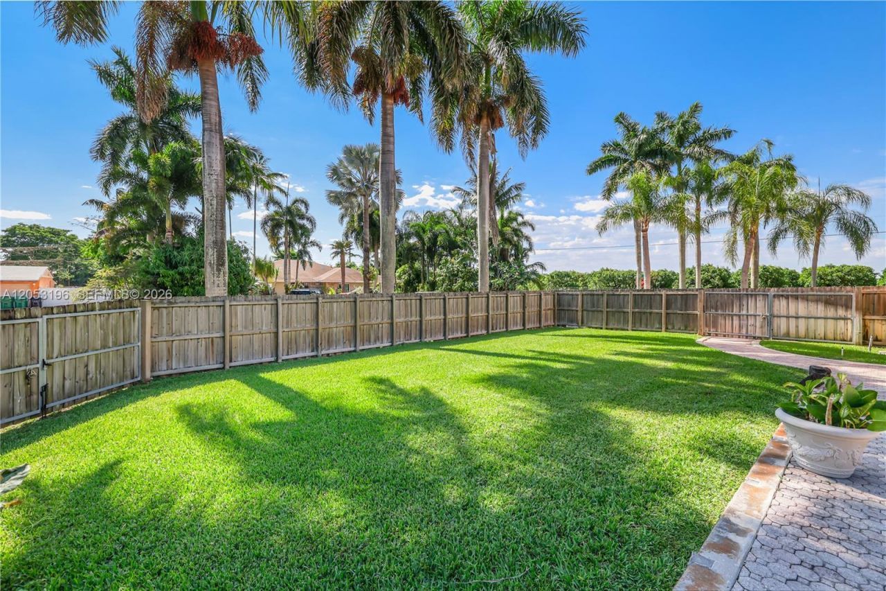 16520 SW 272nd St, Homestead, FL 33031 Photo
