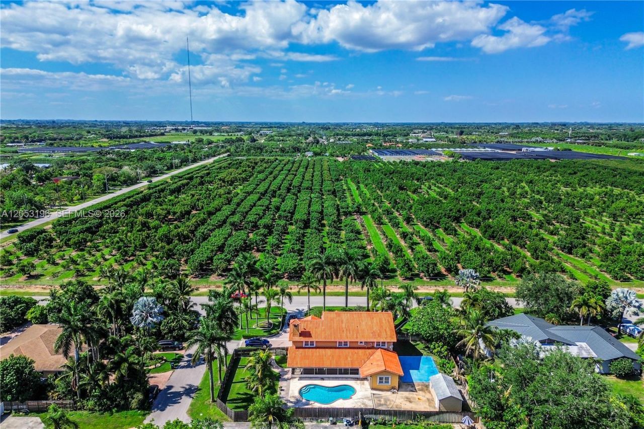 16520 SW 272nd St, Homestead, FL 33031 Photo