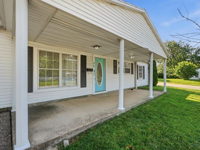 98 Millard Drive, Franklin, OH 45005 Photo 4